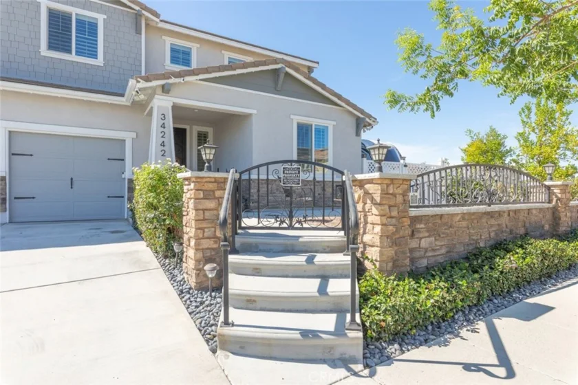 34242 Faircrest Street photo 9
