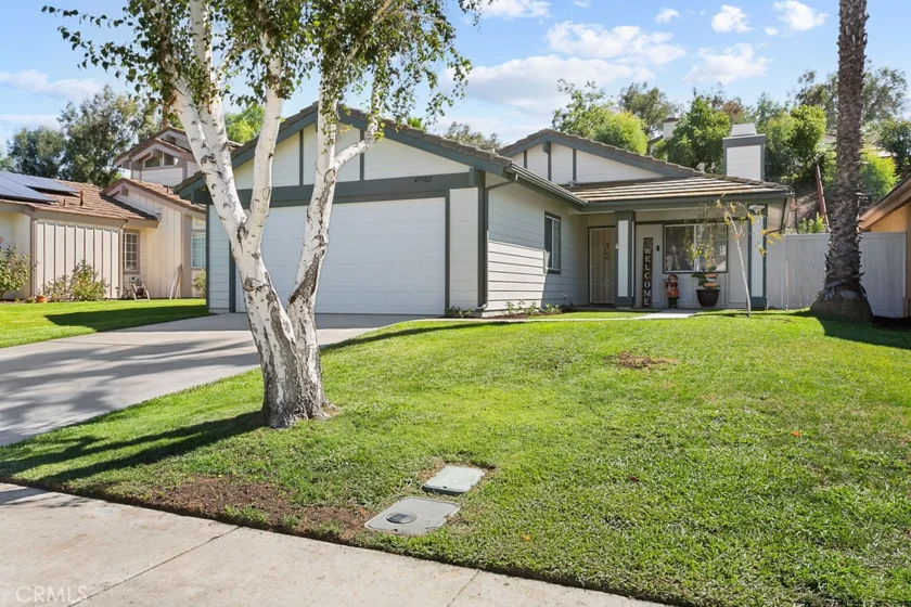 41502 Avenida De La Reina photo