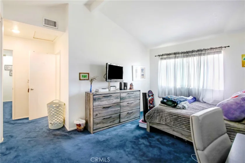 274 Parkview Place photo 9