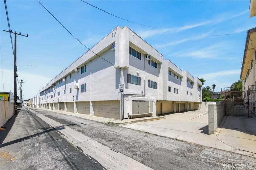5300 Fairview photo 15
