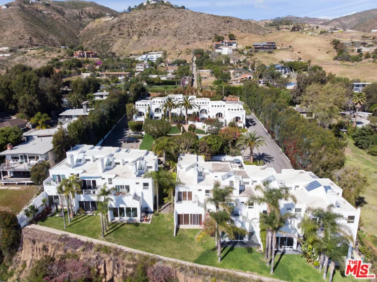 31240 Bailard Road photo 3