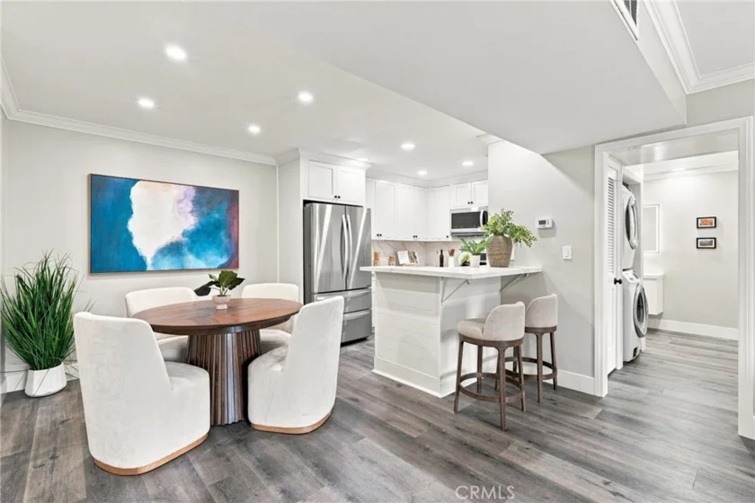 278 N Wilshire #108 photo 5