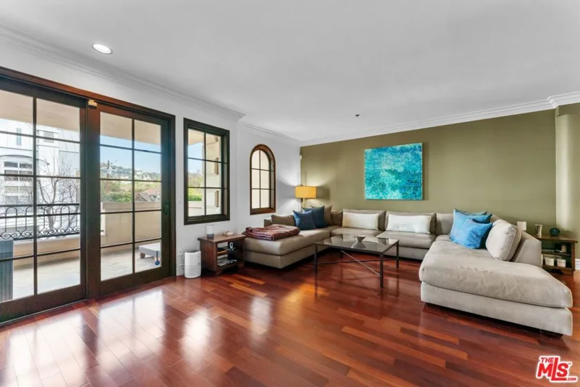 850 N Croft Avenue #302 photo 33