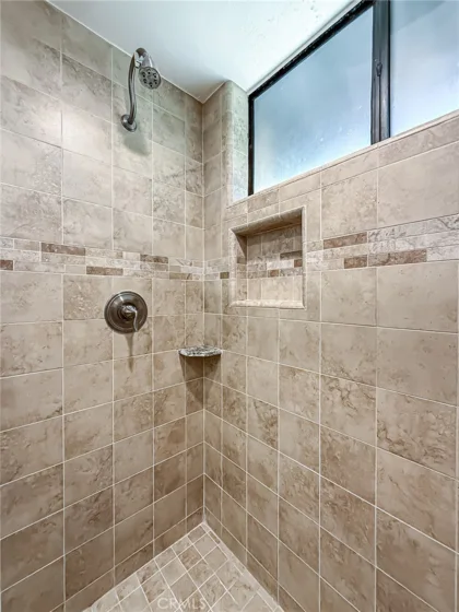 21900 Marylee #279 photo 21