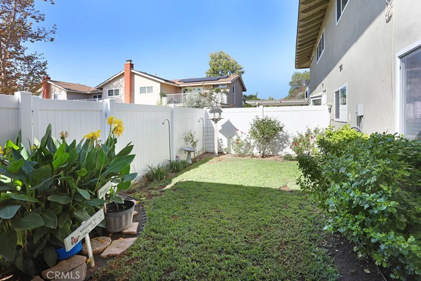 700 E Taft #22 photo 29