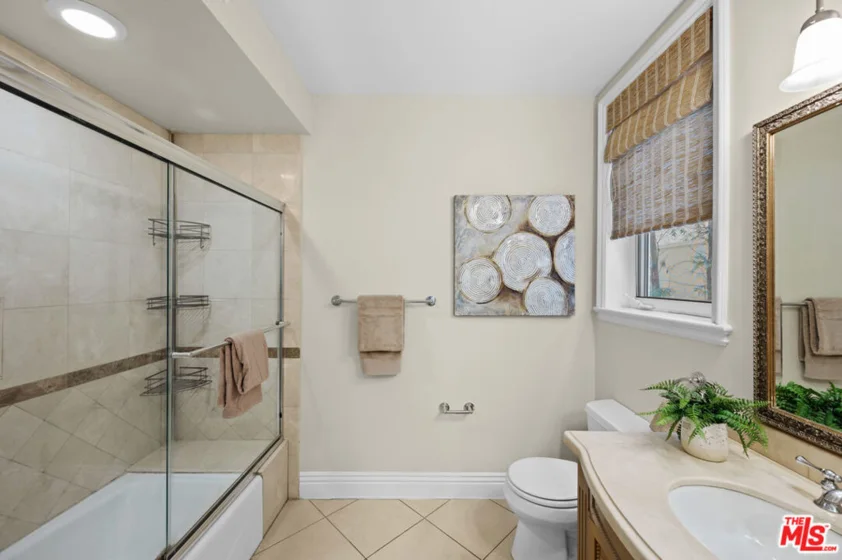 10935 Missouri Avenue #B photo 16