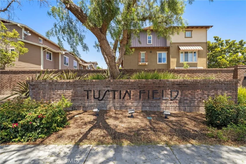 221 Landmark photo 41