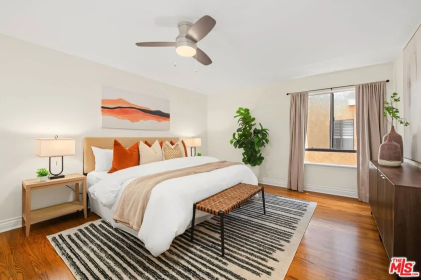 1222 N Kings Road #8 photo 31