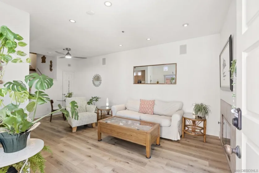 221 Donax Avenue #4 photo 9
