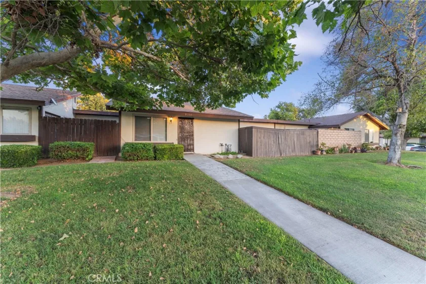 9154 Delano Drive photo 1