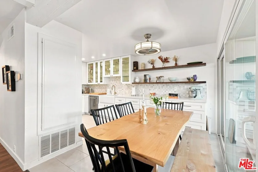 2520 Arizona Avenue #8 photo 5