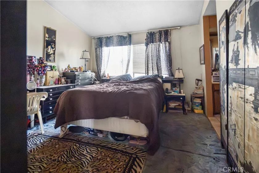 9024 Willis photo 8