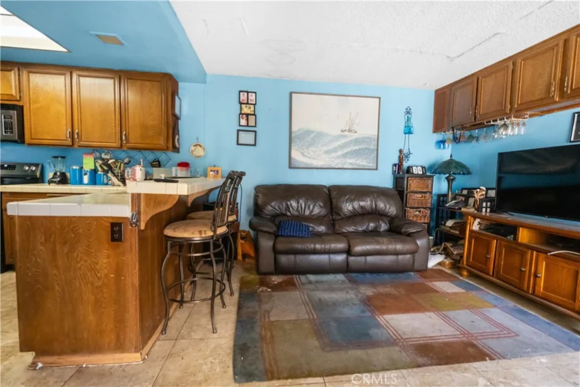 9024 Willis photo 6