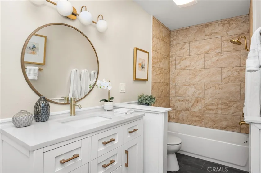 1351 N Crescent Heights Boulevard #313 photo 20