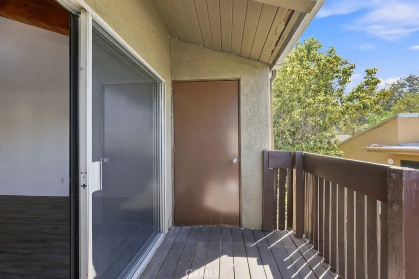 18350 Hatteras #211 photo 32