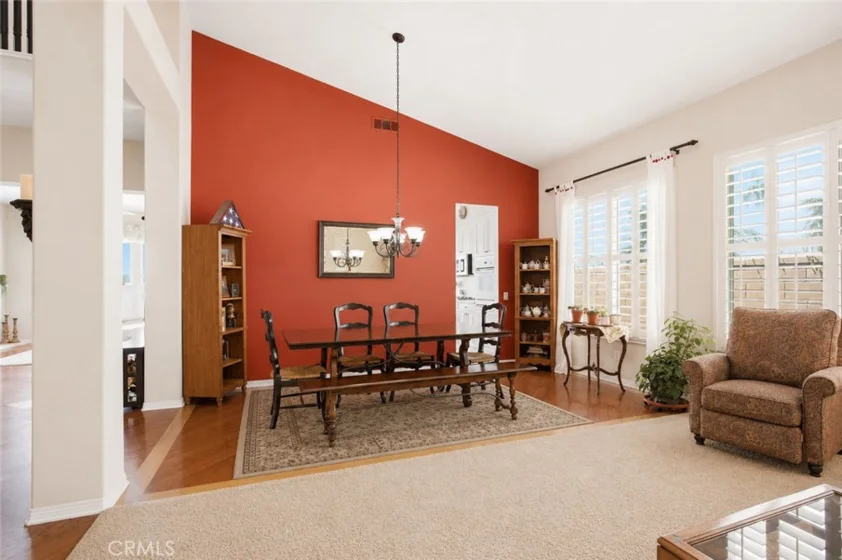 35777 Abelia Street photo 7