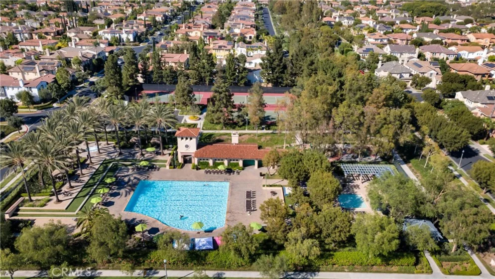 128 Talmadge photo 23