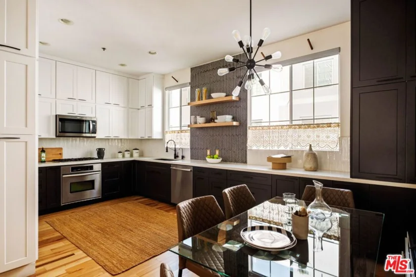5400 Playa Vista Drive #14 photo 6