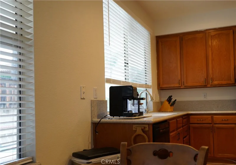 24054 Bearskin photo 15