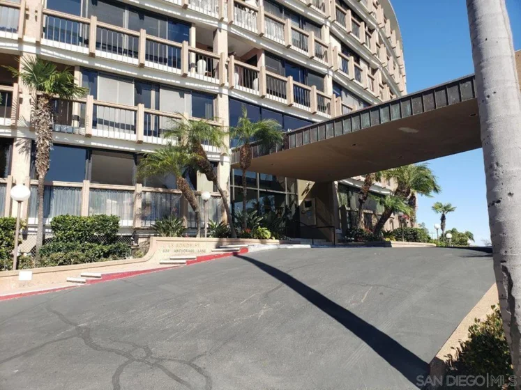 1150 Anchorage Lane #201 photo 1