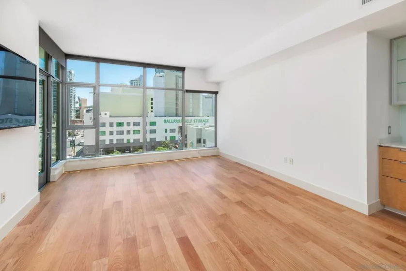 575 6th Avenue #404 photo 2
