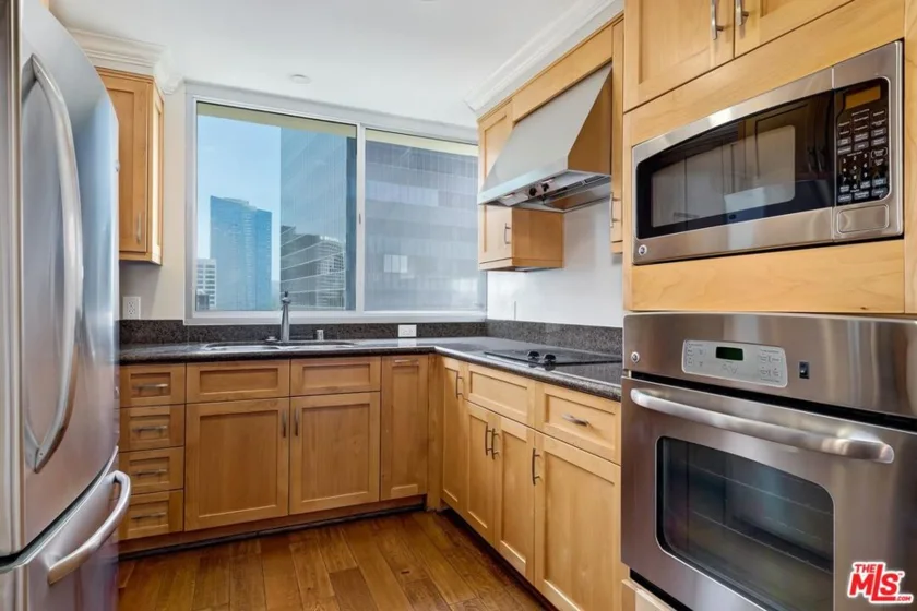 2160 Century Parkway #1201 photo 17