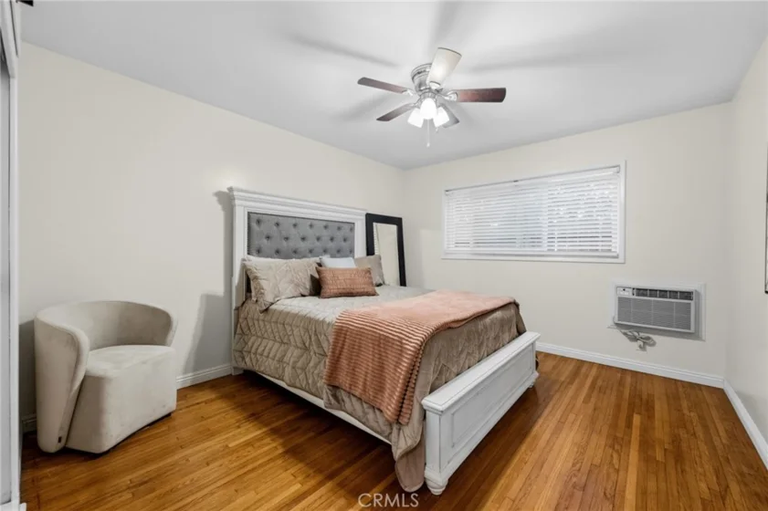 3822 E 1st #1 photo 26