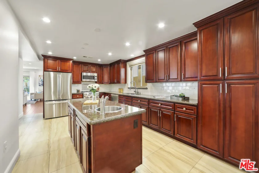 918 S Wooster Street #1 photo 6