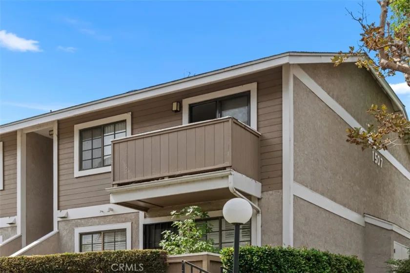 1507 S Raitt photo 1
