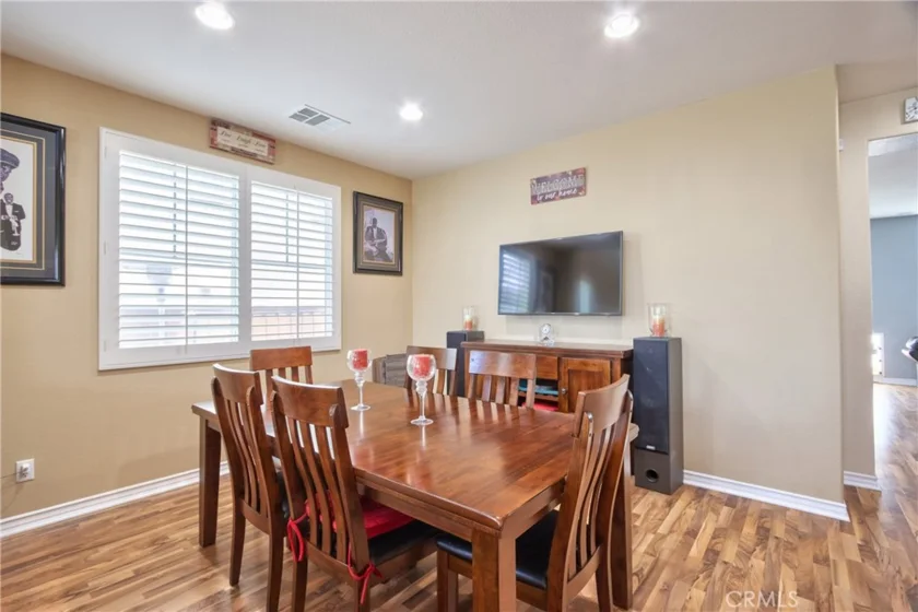 31880 Serrento photo 7