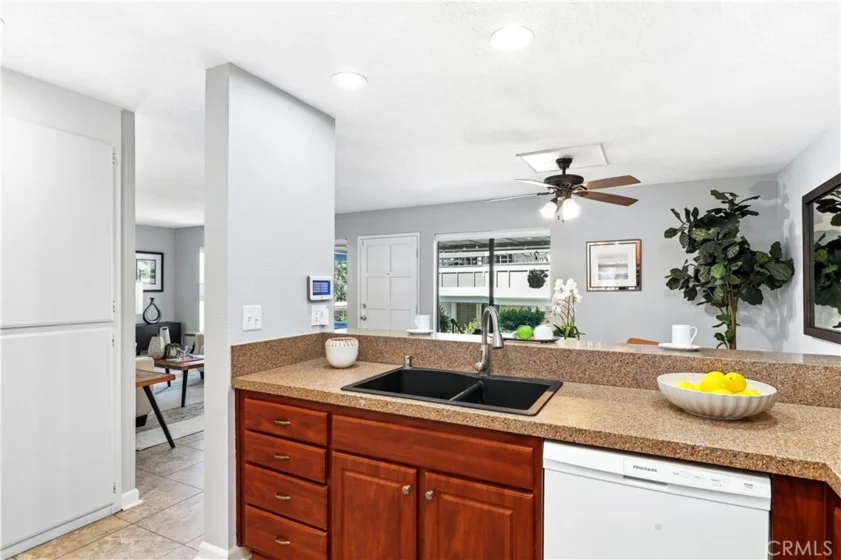 25701 View Pointe #8C photo 8