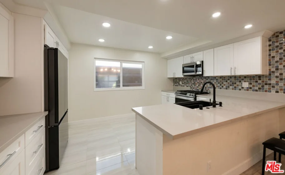 13206 Admiral Avenue #F photo 6