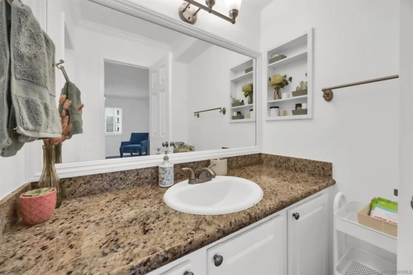 8889 Caminito Plaza Centro #7127 photo 19