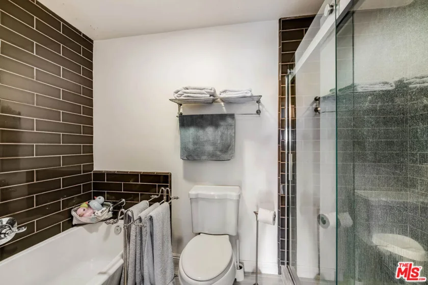 631 Wilcox Avenue #3F photo 16