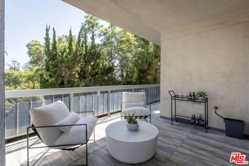 4460 Wilshire Boulevard #207 photo 64