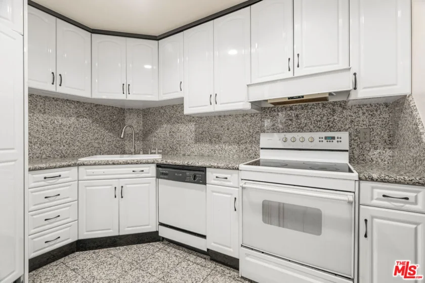 1155 N La Cienega Boulevard #PH 4 photo 15