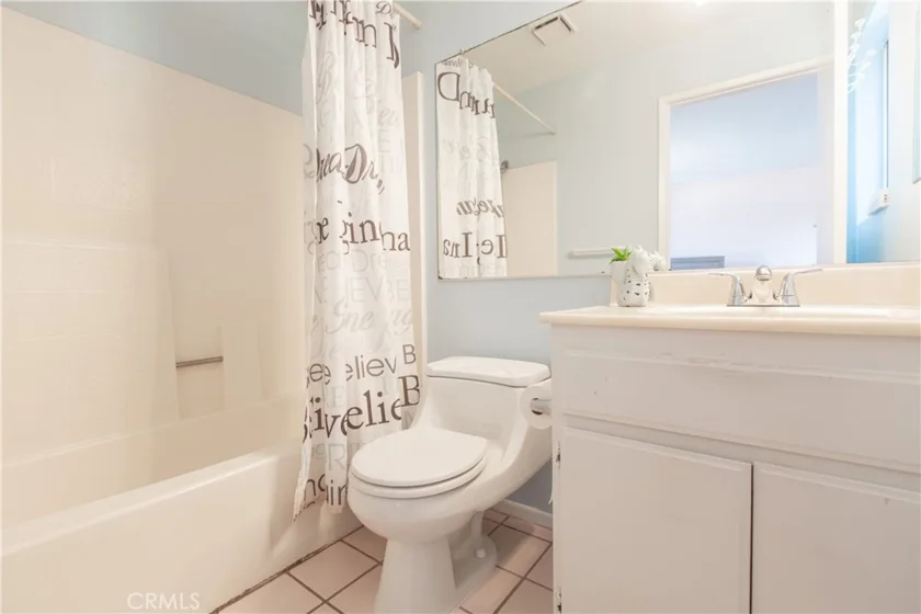 2507 E 15th Street #214 photo 23