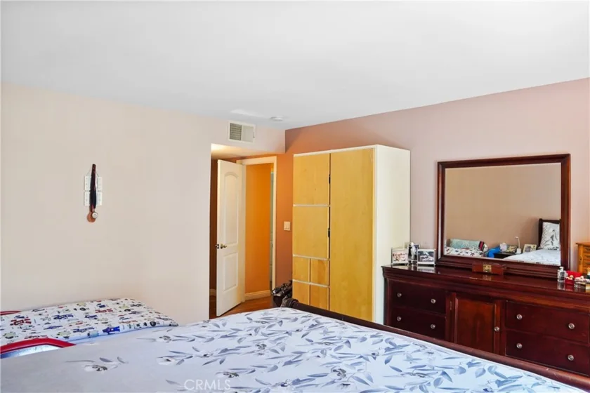 14239 Sherman Way #3 photo 19