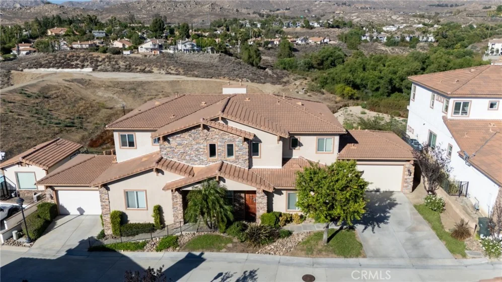 585 Via Pueblo photo 3