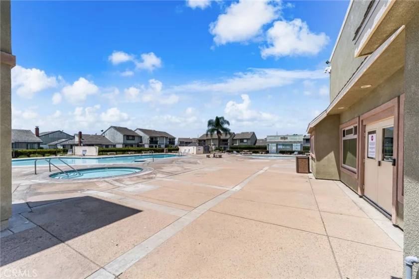 1435 W Cerritos #40 photo 38