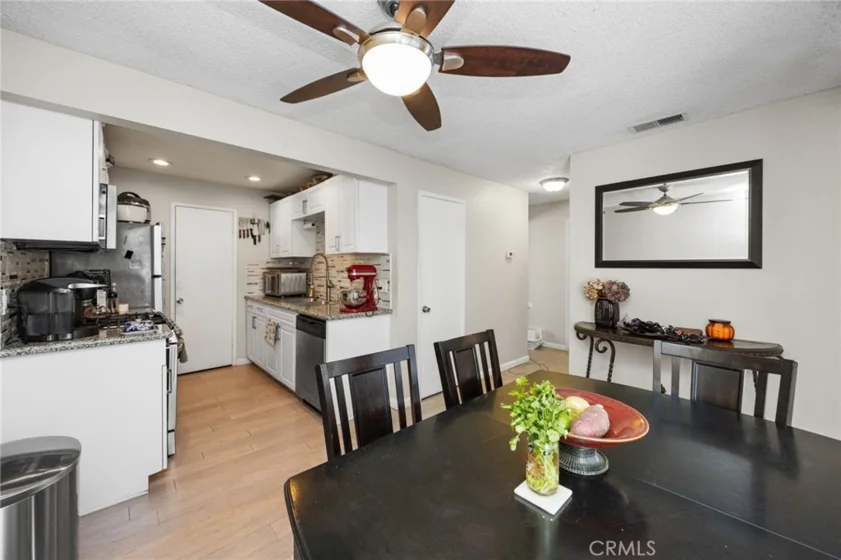 1336 Brentwood photo 9