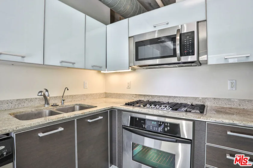 645 W 9th Street #201 photo 11