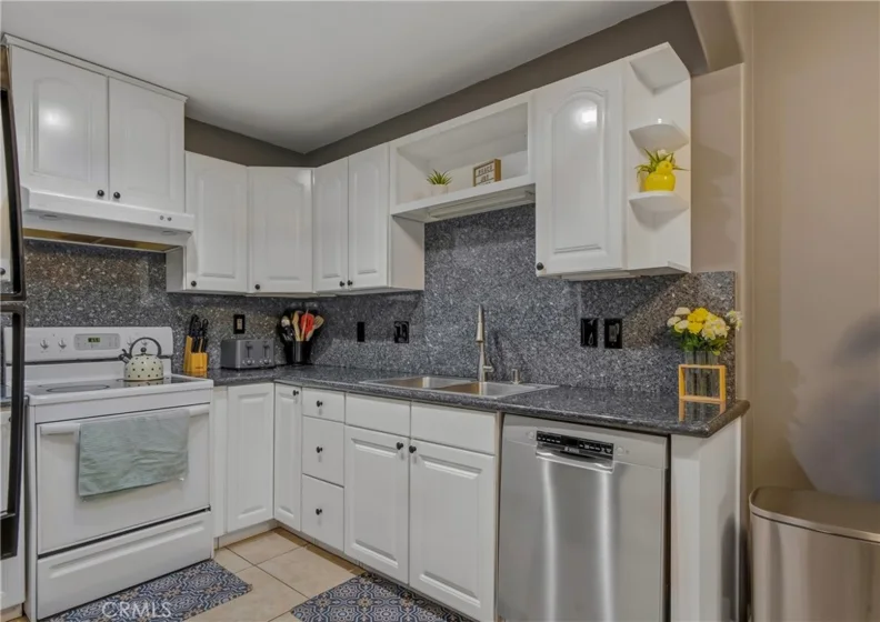 2900 Bradford Place #A photo 10