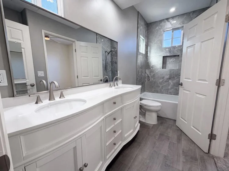 4099 Peninsula photo 19