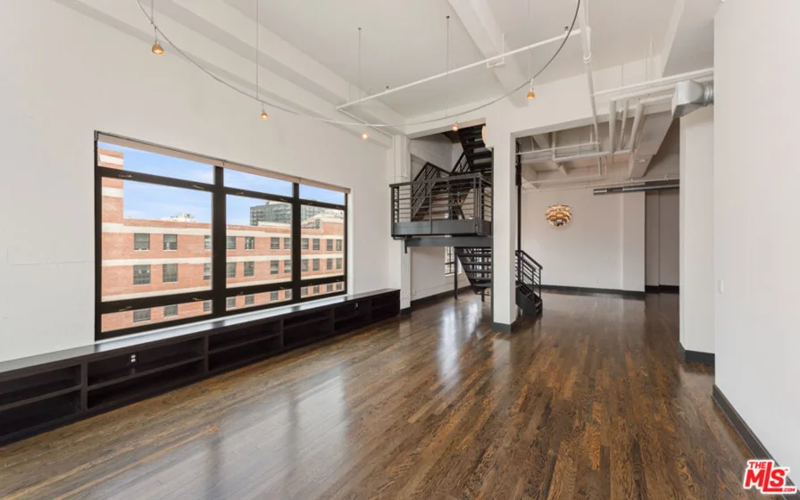 849 S Broadway #1210 photo 15