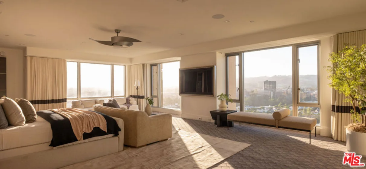 10727 Wilshire Boulevard #PH2 photo 26