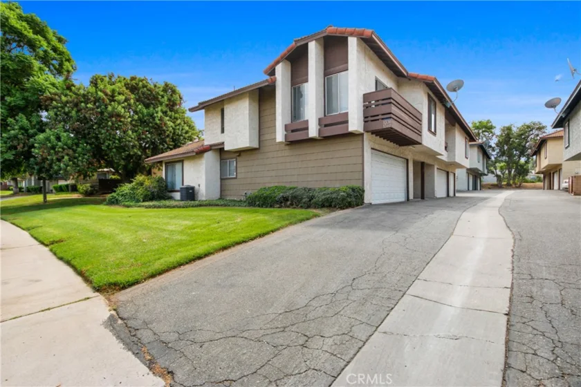 1340 Brentwood Circle #C photo 1