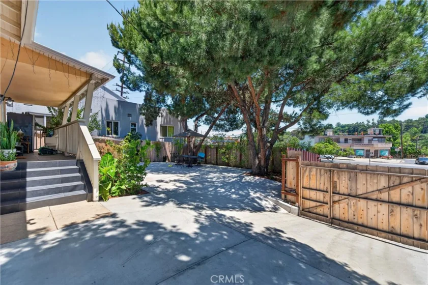 4363 Eagle Rock Boulevard photo 6