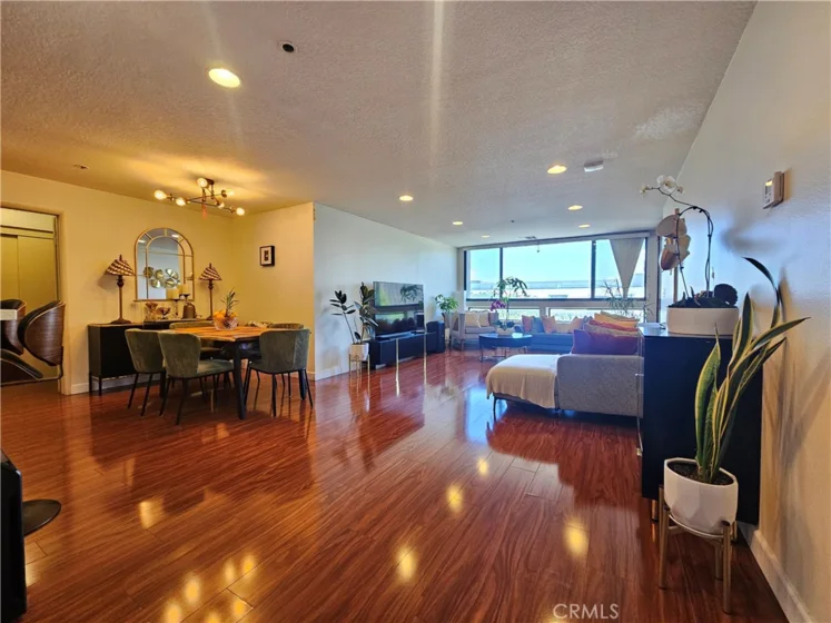 121 S Hope #428 photo 5