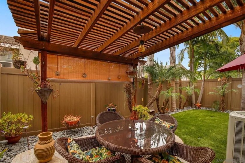 849 Daybreak Place photo 1